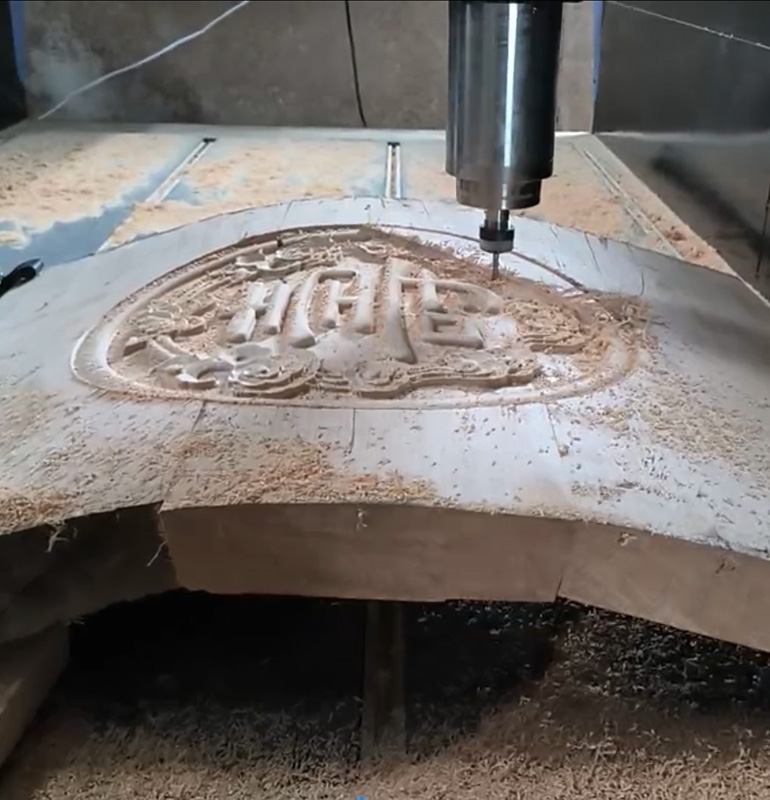 安徽客戶重型木工(壽材)數控雕刻機(圖1) 安徽客戶重型木工(壽材)數控雕刻機(圖1)