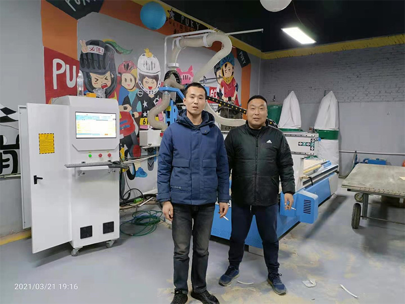 河南滑縣客戶采購(gòu)1325直排數(shù)控加工中心(圖1) ?河南滑縣客戶采購(gòu)1325直排數(shù)控加工中心(圖1)